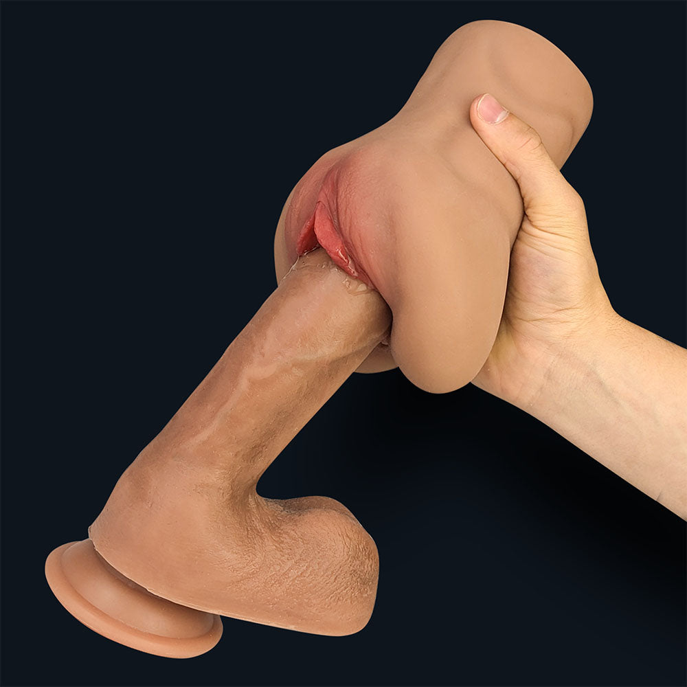 Mia Nins Pocket Pussy in Aktion