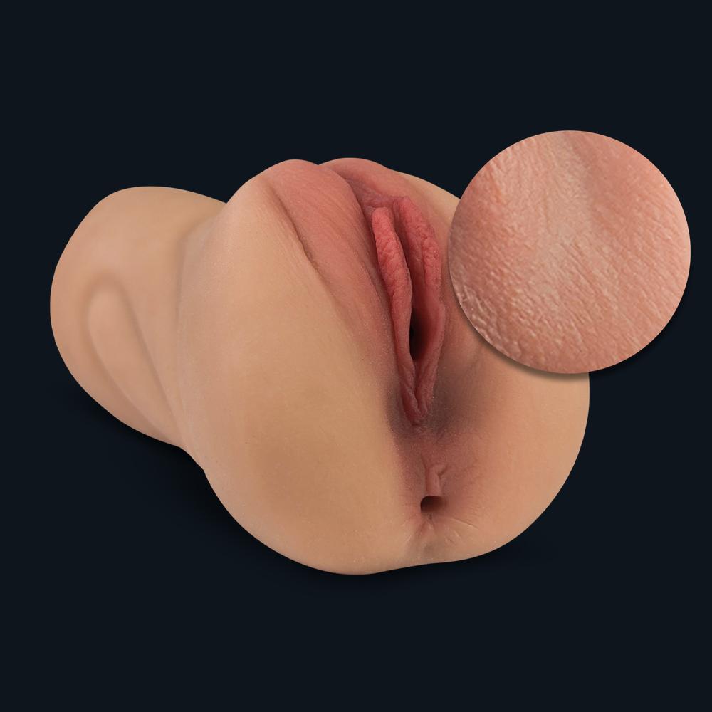 Emily Pocket Pussy mit Nahaufnahme der Hauttextur